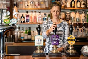 thumbnail: Bar (on property)