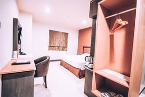 thumbnail: Room