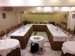 thumbnail: Banquet hall