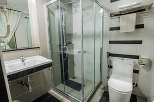 thumbnail: Bathroom