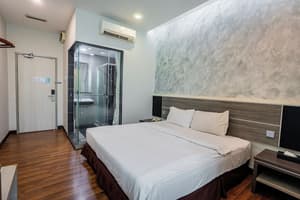 thumbnail: Room