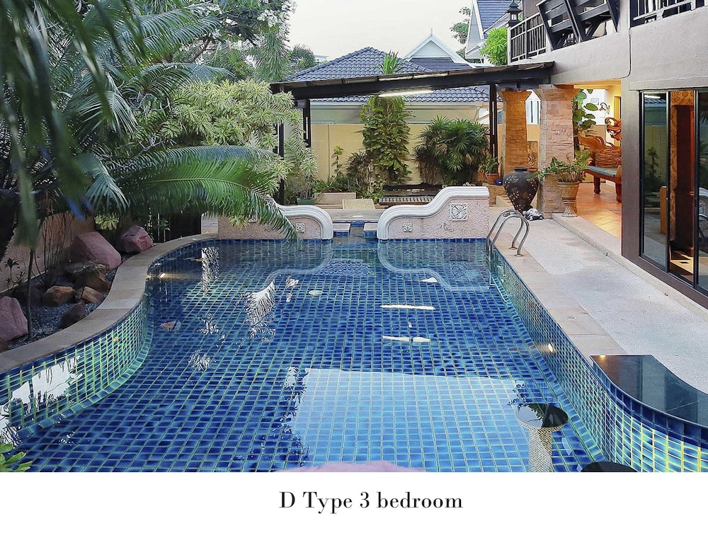 Private pool