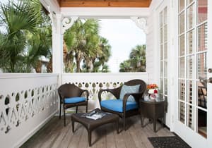 thumbnail: Balcony
