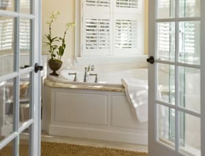 thumbnail: Deep soaking bathtub