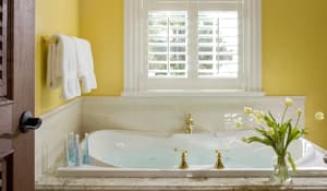 thumbnail: Jetted tub