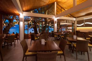 thumbnail: Restaurant