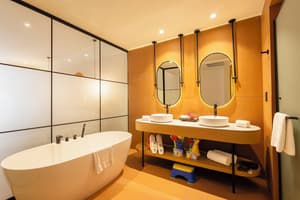 thumbnail: Bathroom