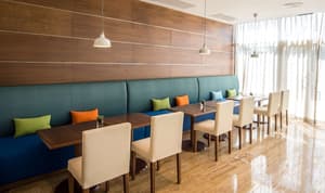 thumbnail: Bar (on property)