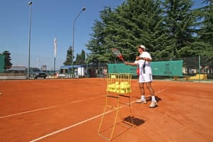 thumbnail: Tennis court