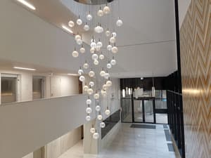 thumbnail: Interior entrance