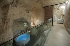 thumbnail: Jetted tub