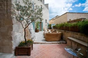 thumbnail: Terrace/patio