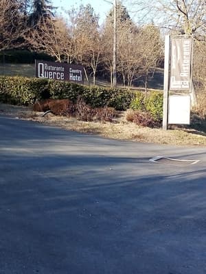 thumbnail: Property entrance