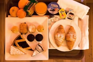 thumbnail: Breakfast buffet
