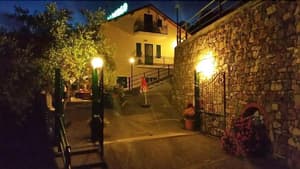 thumbnail: General view