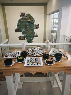 thumbnail: Dining