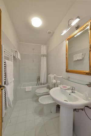 thumbnail: General view