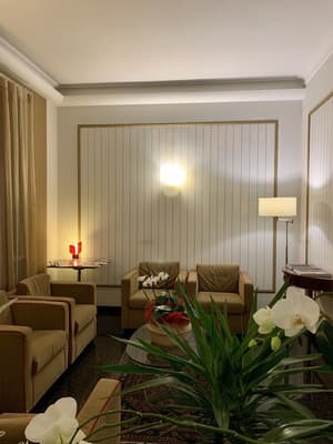 thumbnail: Interior detail