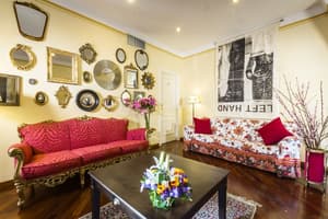 thumbnail: Interior