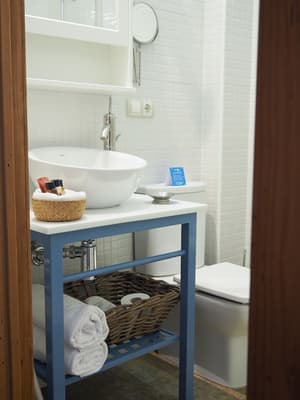 thumbnail: Bathroom