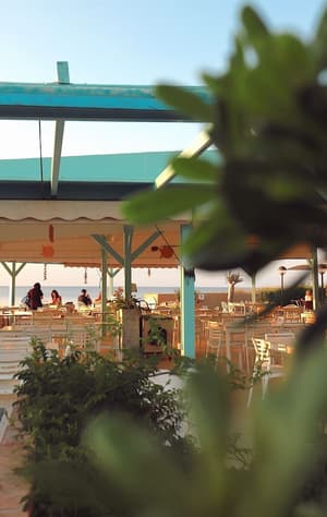 thumbnail: Restaurant