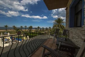 thumbnail: General view