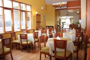 thumbnail: Breakfast area