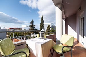 thumbnail: Balcony