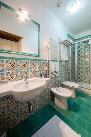 thumbnail: Bathroom