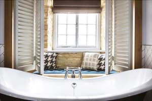 thumbnail: Interior