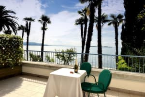 thumbnail: Terrace/patio