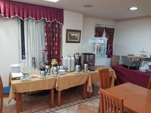 thumbnail: Breakfast area