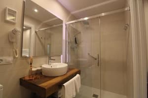 thumbnail: 118031187.jpg