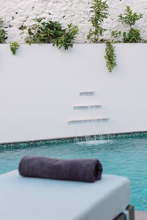 thumbnail: Pool
