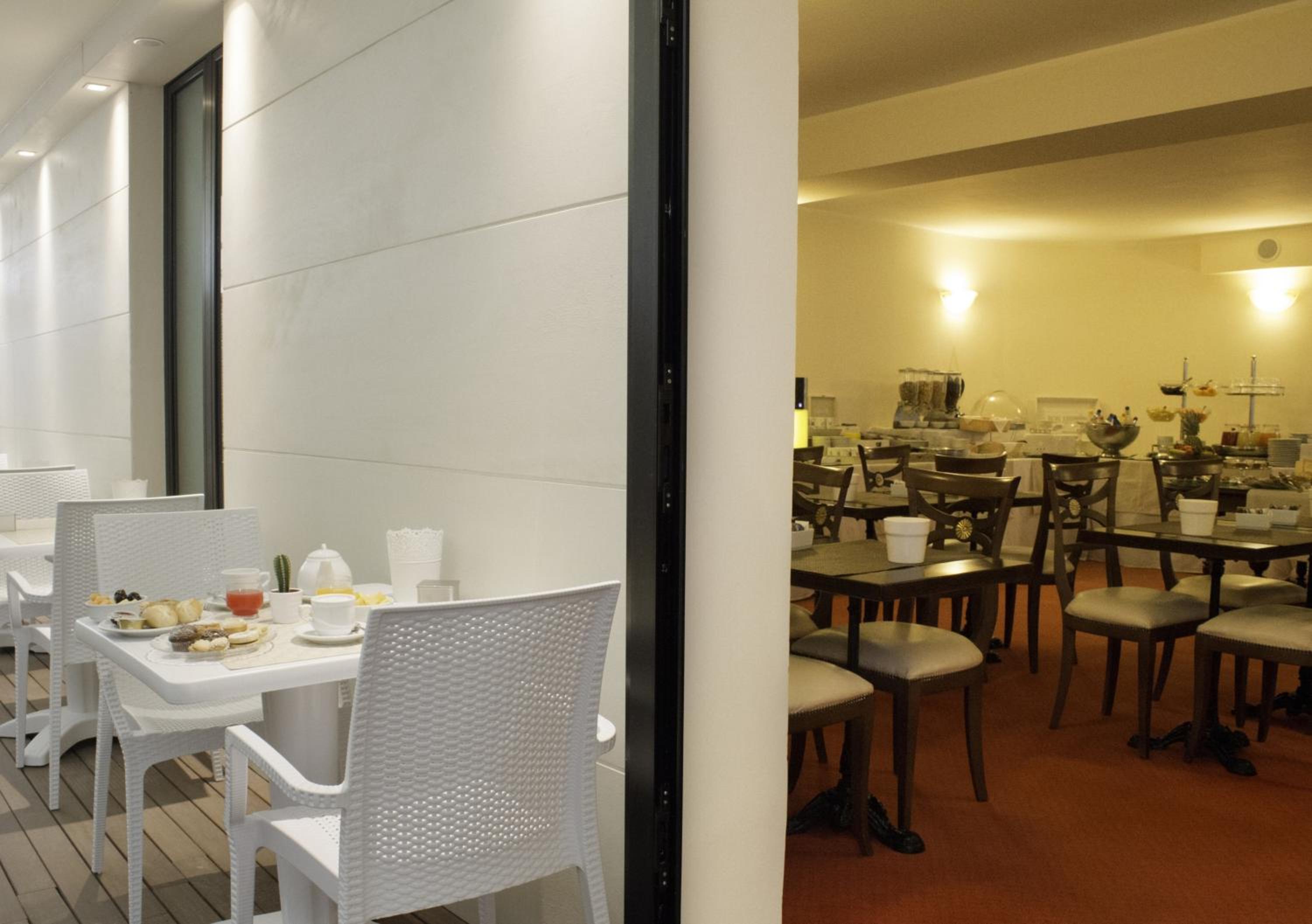 Restaurant-cafeteria