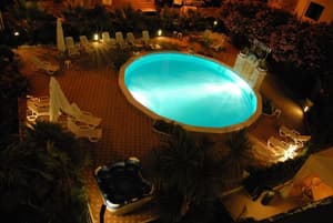 thumbnail: Outdoor pool