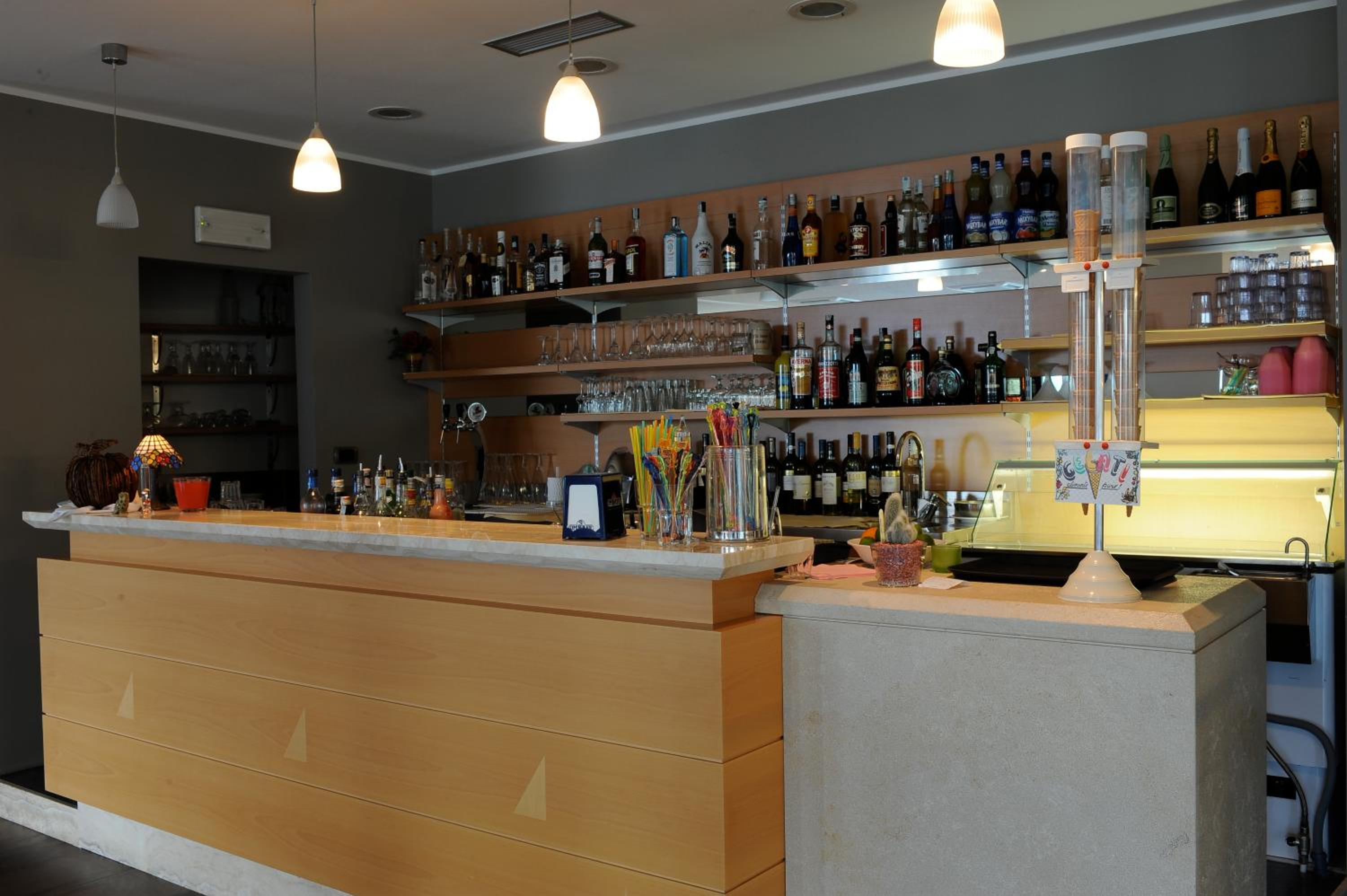 Restaurant-cafeteria