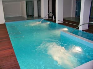 thumbnail: Pool