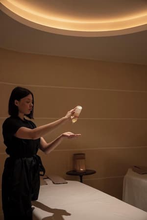 thumbnail: Spa reception