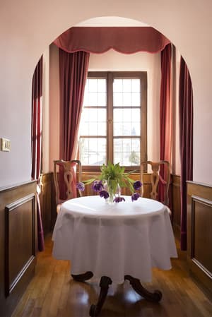 thumbnail: Interior detail