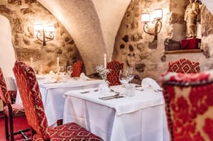 thumbnail: Restaurant