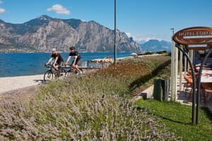 thumbnail: Bicycling