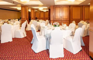thumbnail: Banquet hall