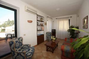 thumbnail: General view