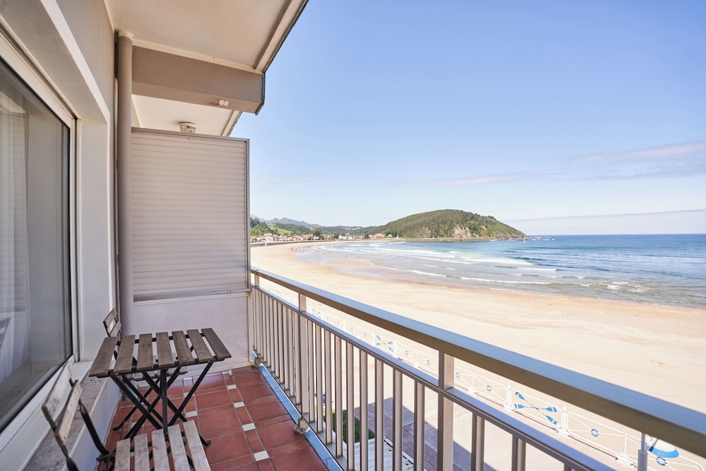 Beach/ocean view