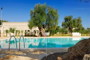 thumbnail: Outdoor pool
