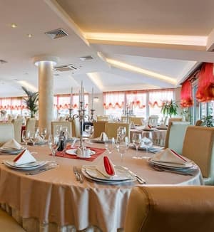 thumbnail: Restaurant