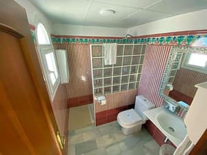 thumbnail: General view