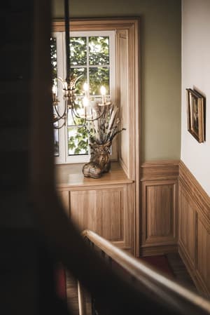 thumbnail: Interior detail