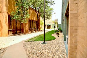 thumbnail: Exterior